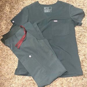 Olive Green | FIGS | XS